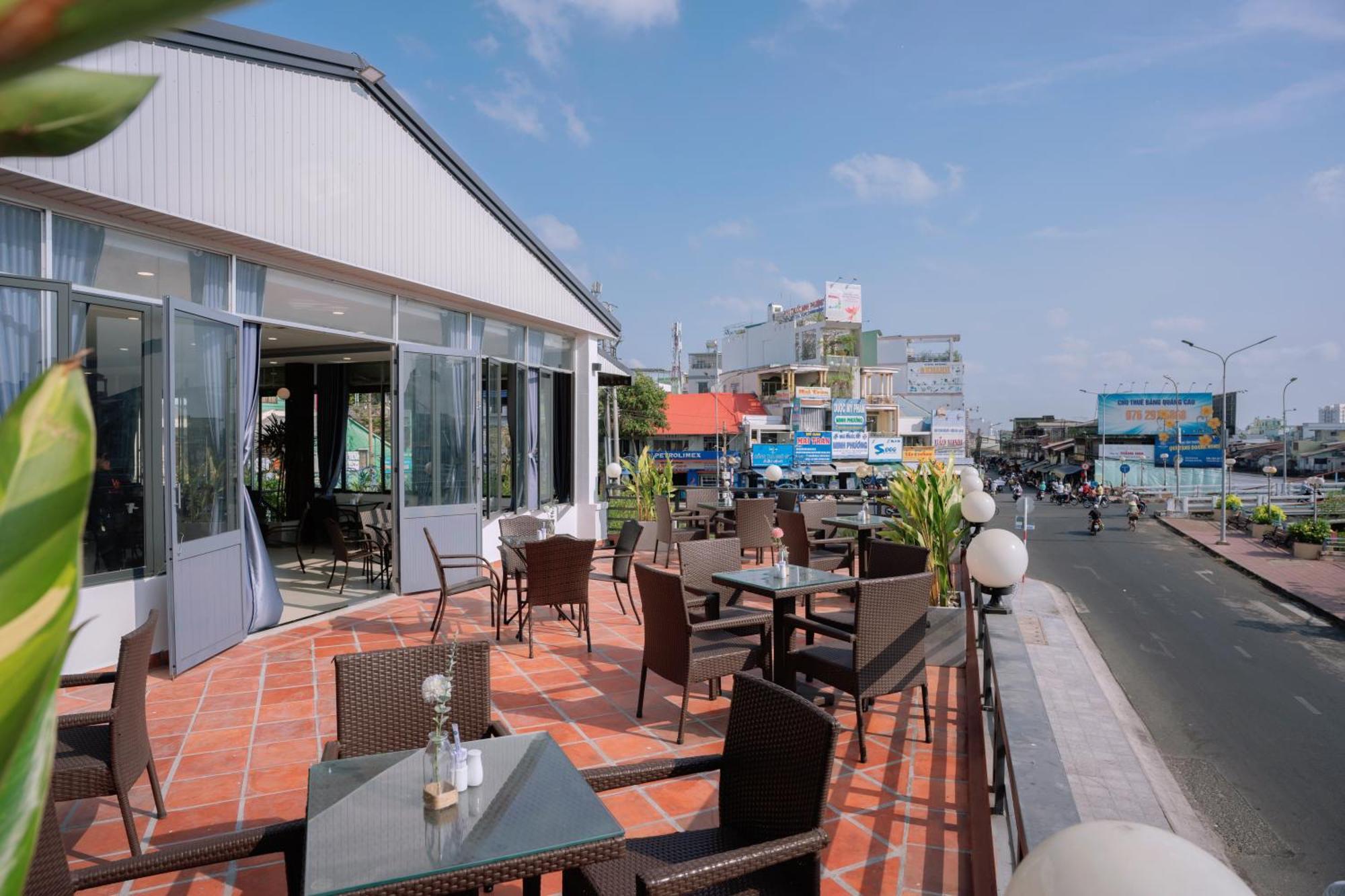 Song Tien Hotel Ми Тхо Екстериор снимка