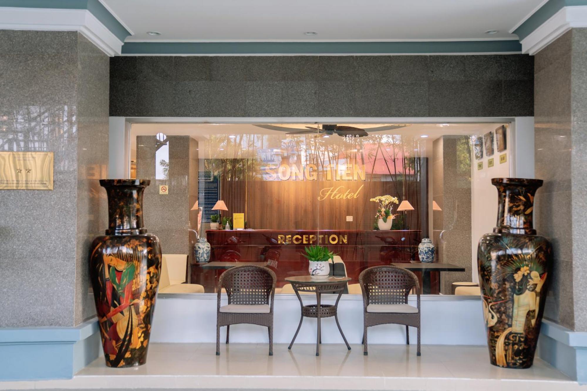 Song Tien Hotel Ми Тхо Екстериор снимка